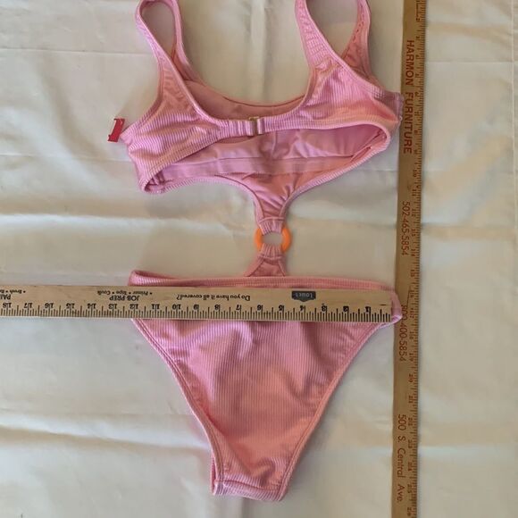 Xhilaration size medium swimsuit new with tags - Picture 3 of 5